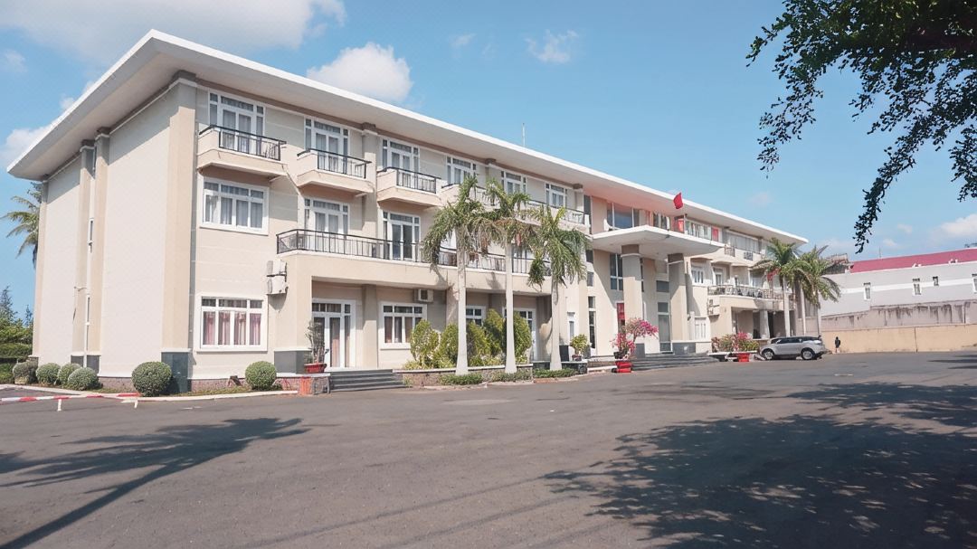 Bason Long Hai Hotel
