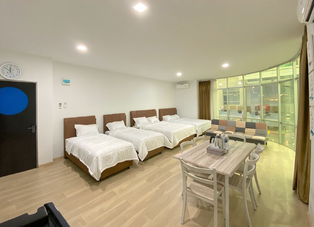 CN Homestay A2 Floor 1 at Nagoya Hill Mall