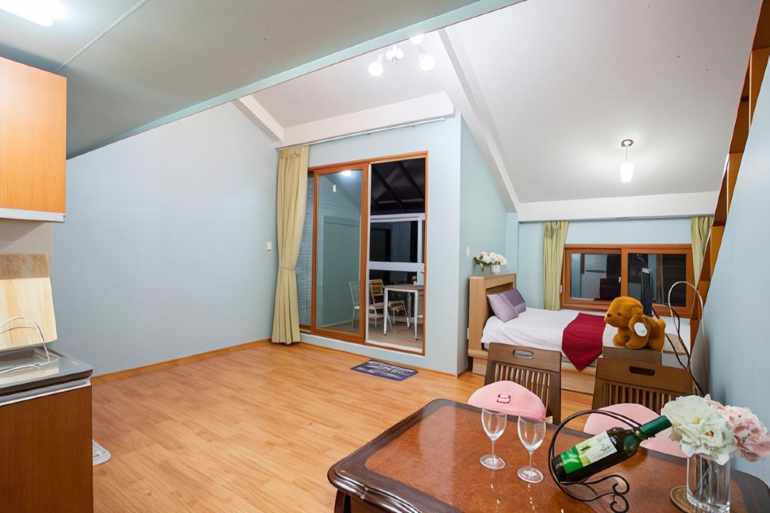 Hongcheon River View Pine Pension