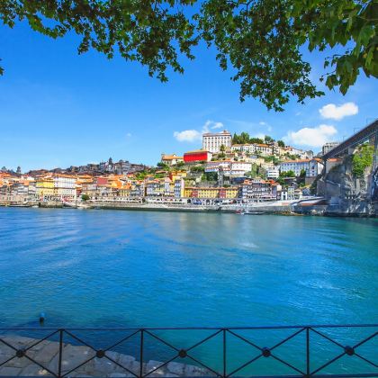 波尔图+杜罗河谷+萨布罗萨+皮尼昂+弗格萨一日游 波尔图+杜罗河谷+萨布罗萨+皮尼昂+弗格萨一日游