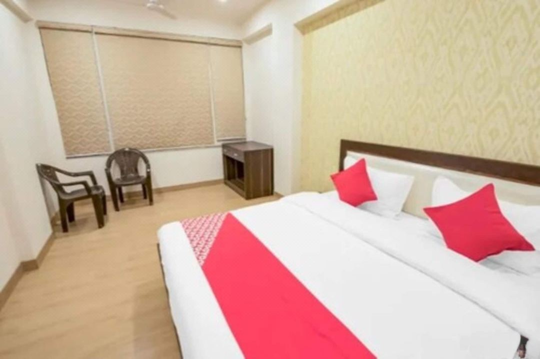 Gulabi Bagh Resort