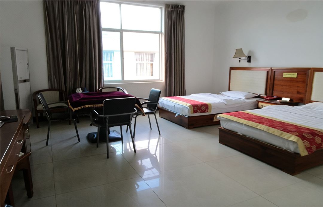 Shuangjiang Fuxing Business Hotel