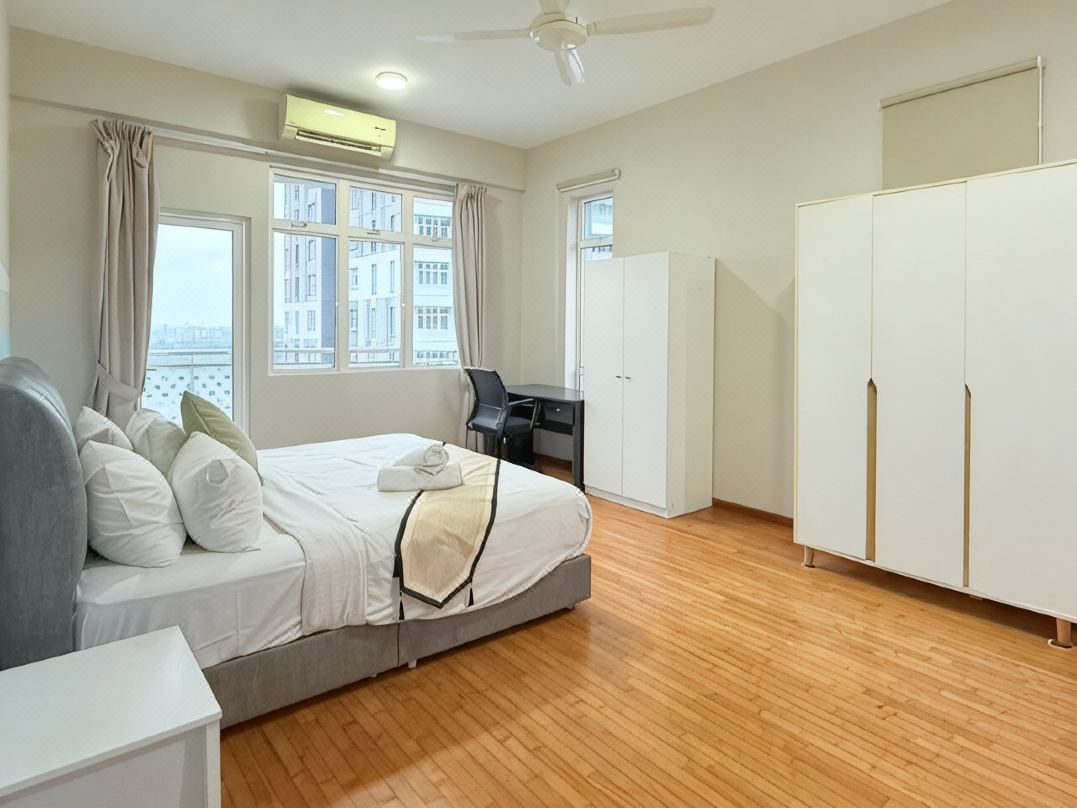 Grandview 360 Large space living area 5min to CIQ