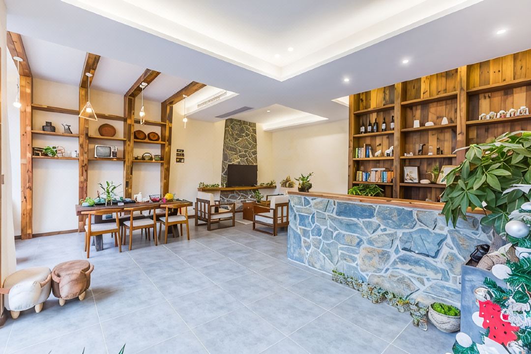 Huzhou Deqing Yixi Chinese Inn