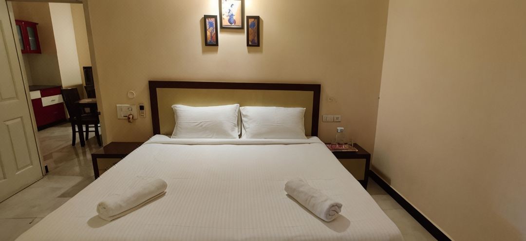 Coral Shelters Service Apartments Keelavasal