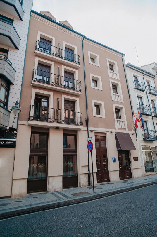 Hotel El Nogal