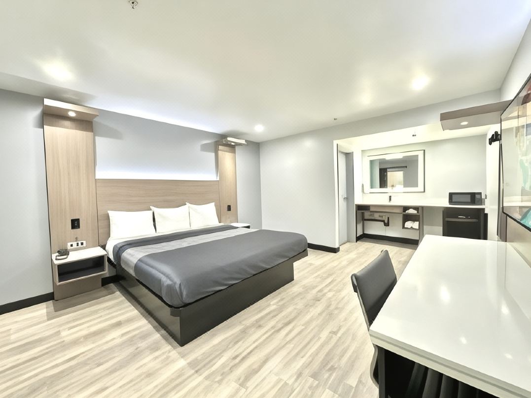 Express Inn & Suites Ontario Airport