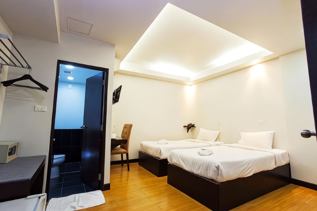 Basic Line Hotel @ Loikroh