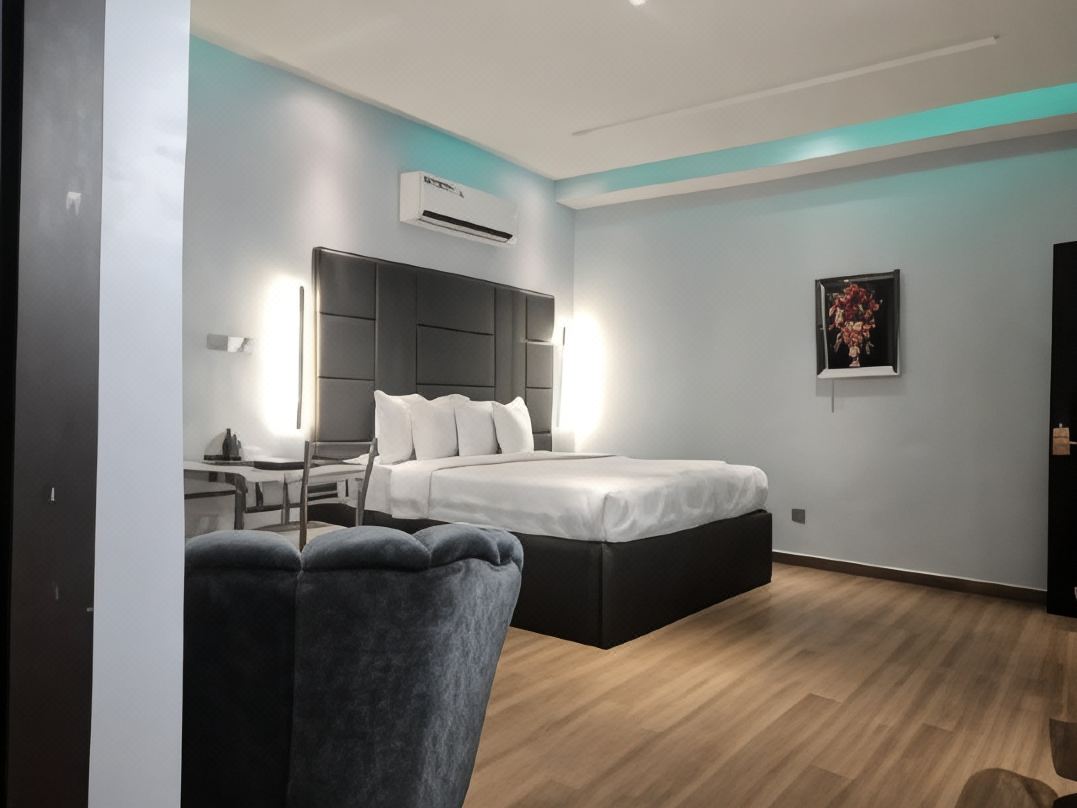 Triple Tee 豪華飯店