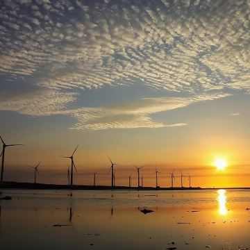 台中高美湿地+宫原眼科+逢甲夜市一日游【2人同行1人免费】 台中高美湿地+宫原眼科+逢甲夜市一日游【2人同行1人免费】