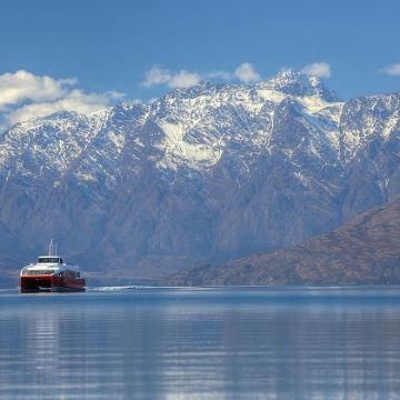 新西兰皇后镇包车往返 米尔福德湾 定制畅游南北岛 私人专享 新西兰皇后镇包车往返 米尔福德湾 定制畅游南北岛 私人专享