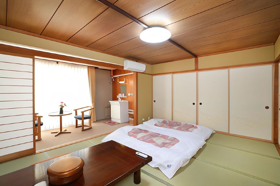 Raki Onsenryokan