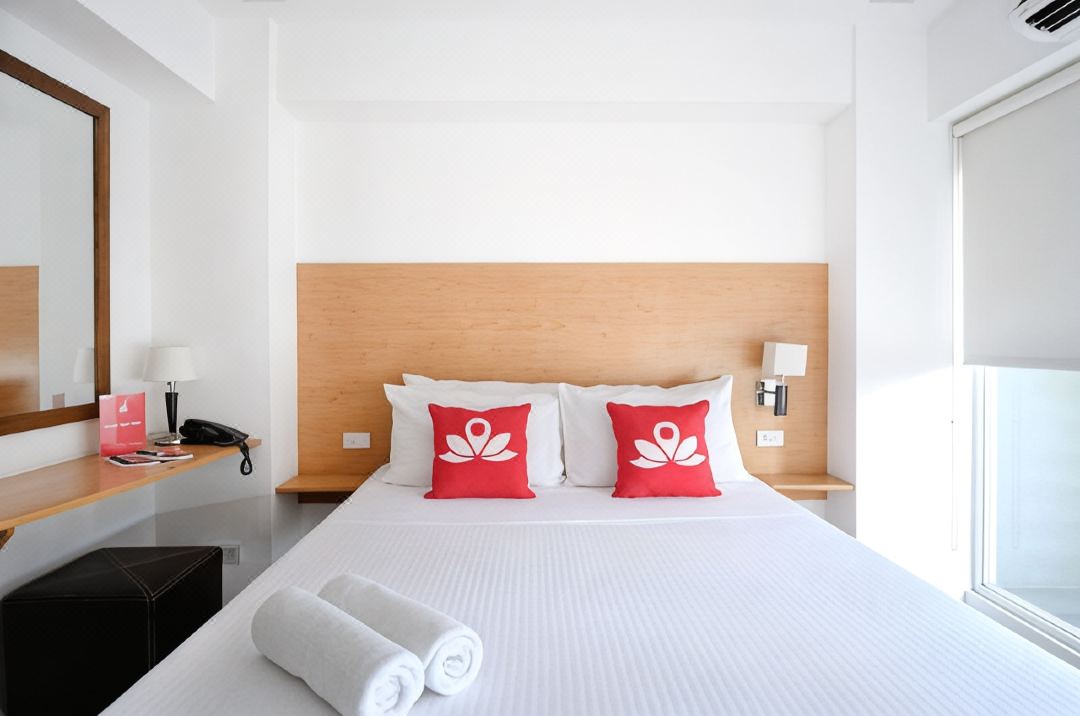 Yitong Express Hotel