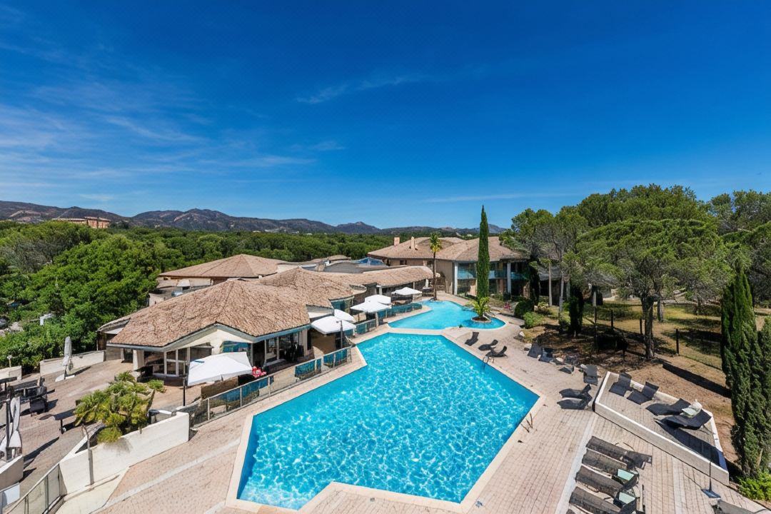 Garrigae Domaine de l'Esterel - Piscine & Spa Cinq Mondes