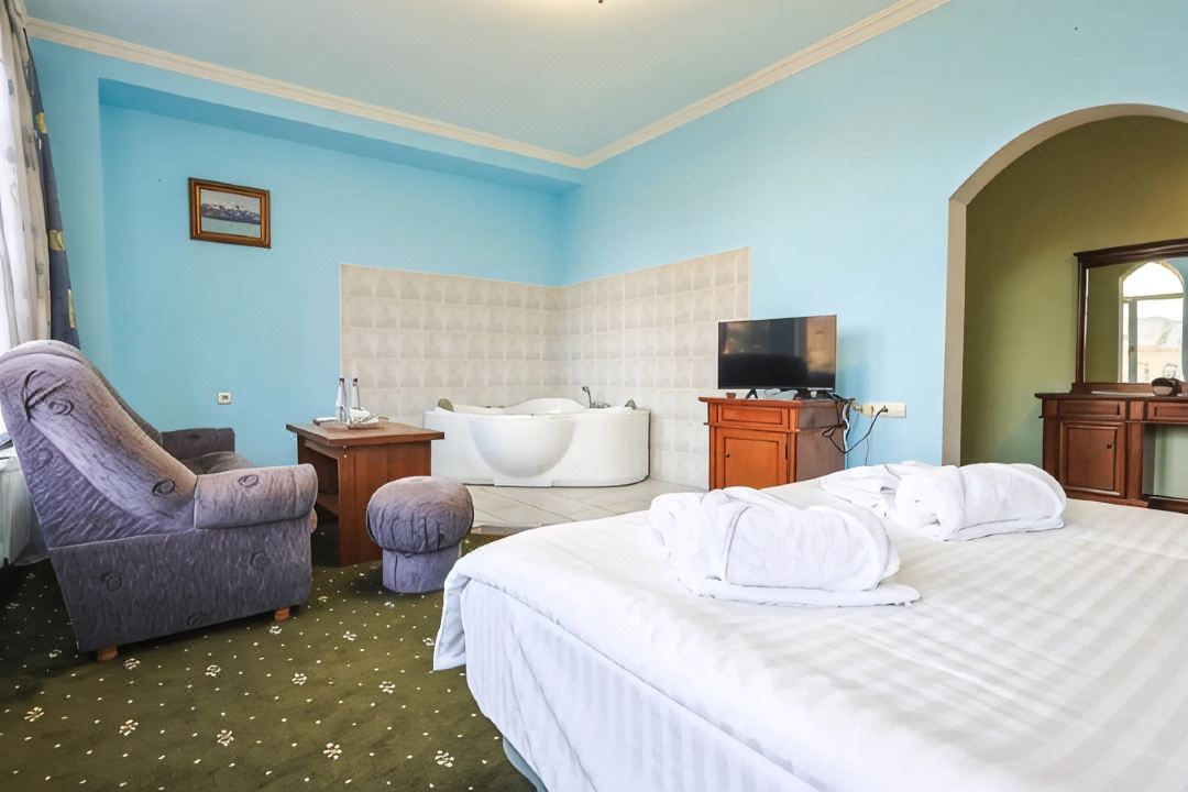 Lalaner Hotel