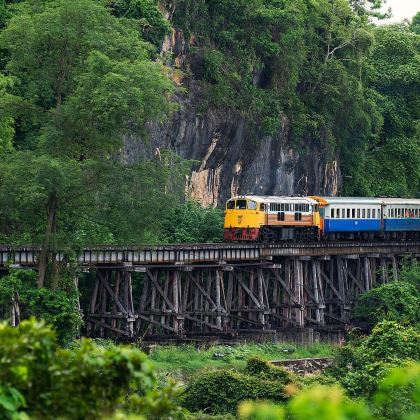 尼亚加拉瀑布+”雾中少女号“游船+尼亚加拉湖滨小镇一日游 尼亚加拉瀑布+”雾中少女号“游船+尼亚加拉湖滨小镇一日游