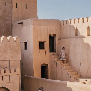 阿曼尼兹瓦城堡一日游【2人起订丨酒店接送丨中文司机】 阿曼尼兹瓦城堡一日游【2人起订丨酒店接送丨中文司机】