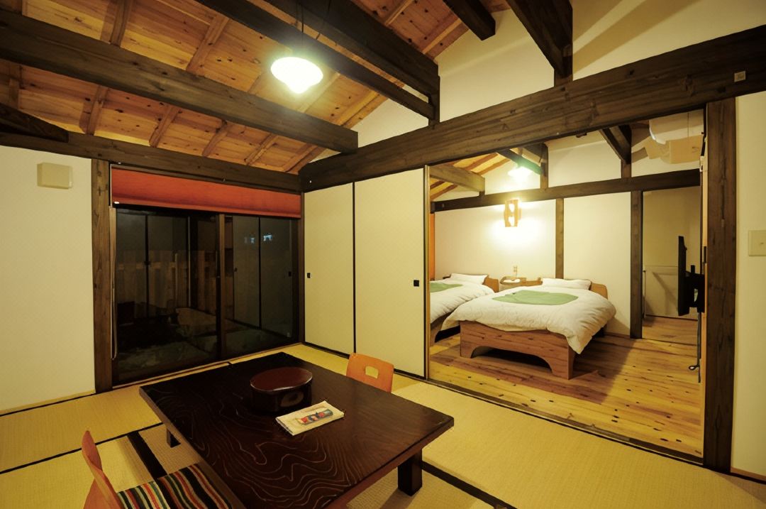 Shimoda Onsen Yunosato Crayon