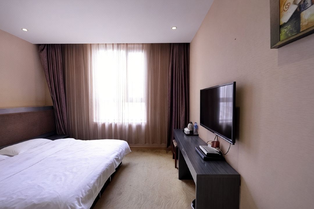 Jinqiao Holiday Business Hotel