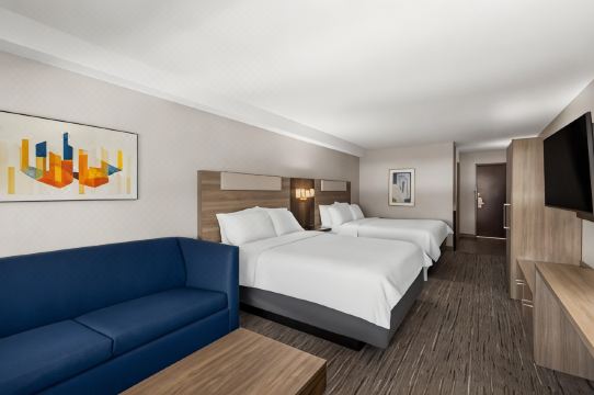 Holiday Inn Express Grove City - Premium Outlet Mall