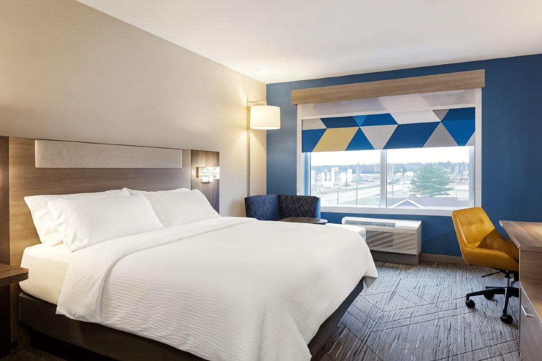 Holiday Inn Express Toledo North
