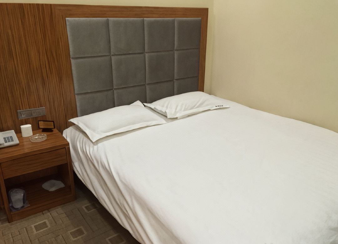 Yongning Jinjun Business Hotel