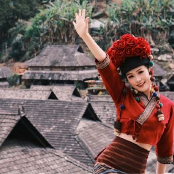 普洱景迈山+糯干古寨+翁基古寨+蜂王树一日游【8人精品团】 普洱景迈山+糯干古寨+翁基古寨+蜂王树一日游【8人精品团】