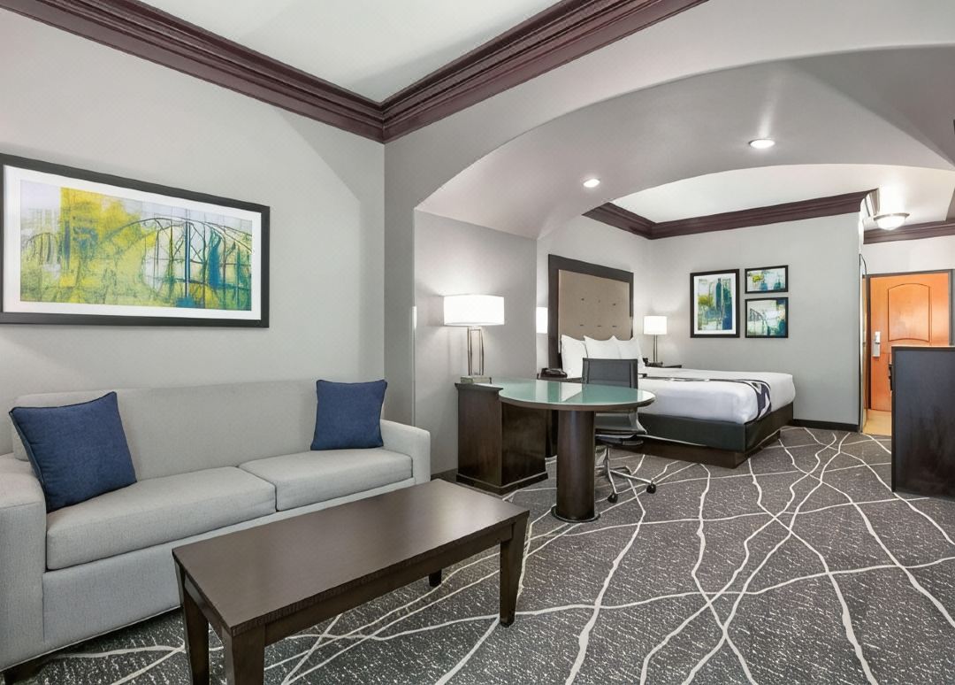 La Quinta Inn & Suites by Wyndham Little Rock - Bryant