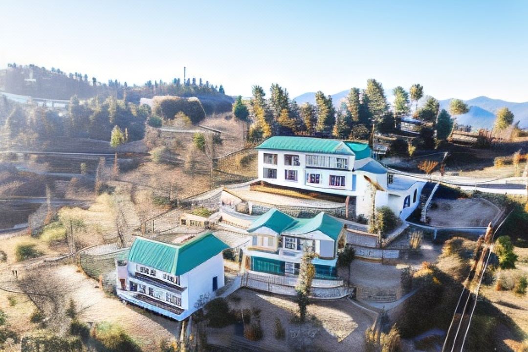 Shree Parijat Resort at Mukteshwar Hill Station with Himalayan View