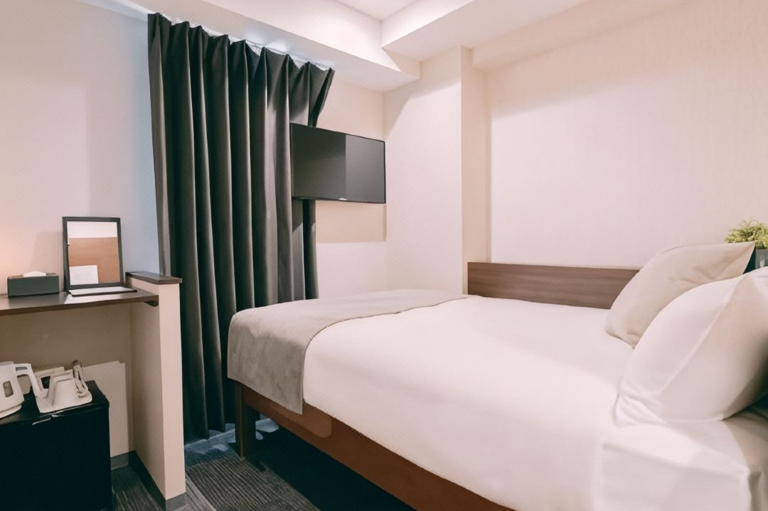 R Hotel Honmachi アールホテルホンマチ