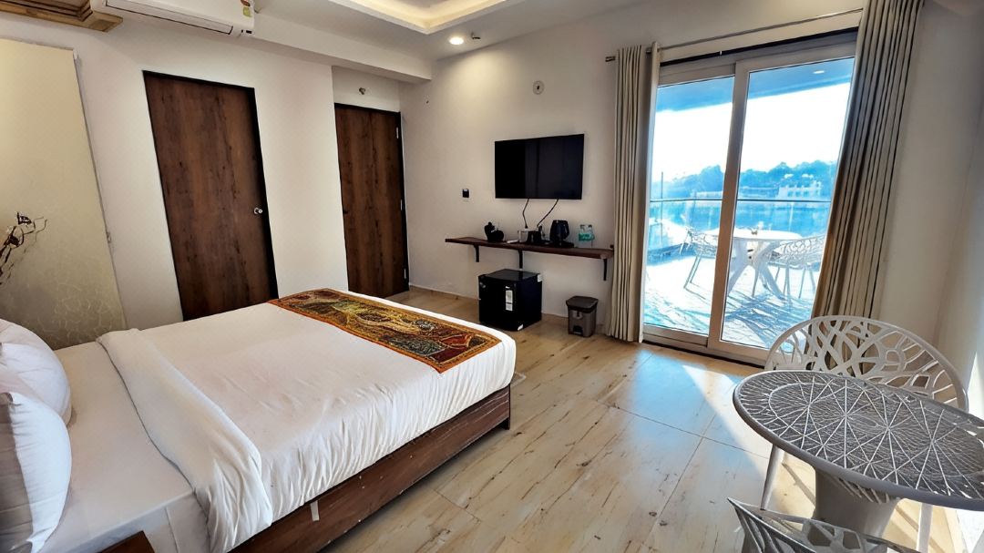 Moti Mahal Lakeview Pichola Hotel