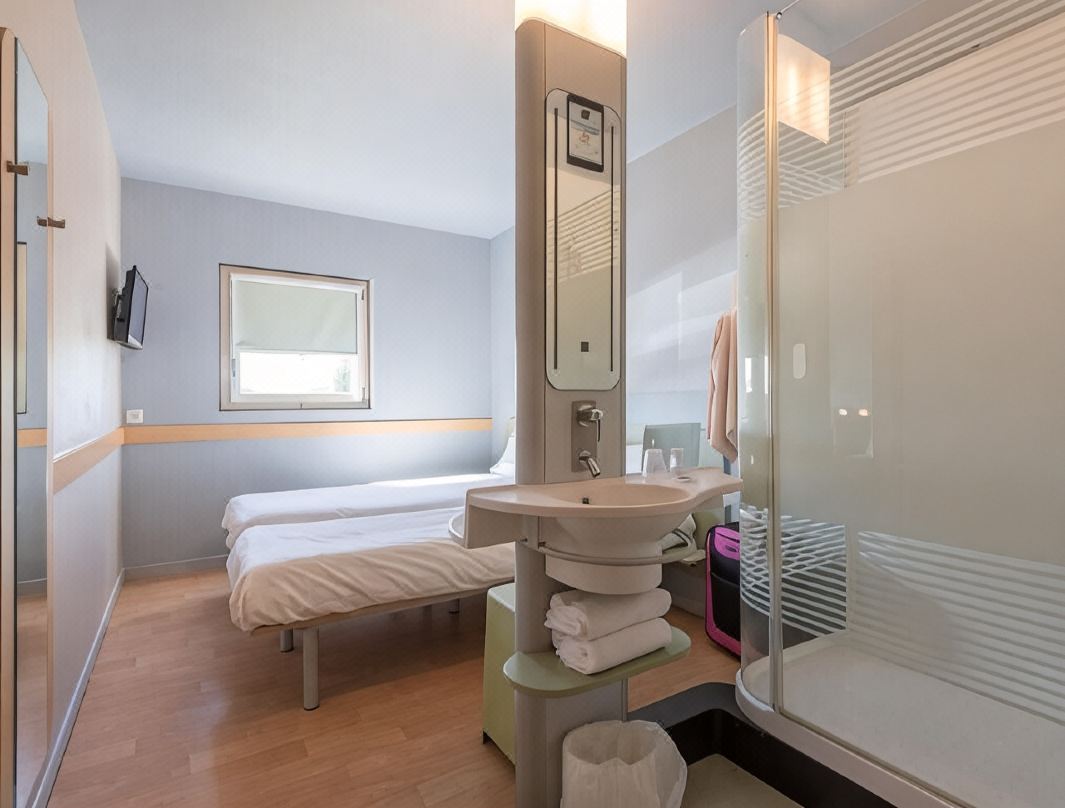 Ibis Budget Ambérieu-en-Bugey Château-Gaillard