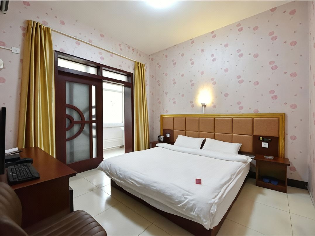 Xinyue Hotel (Xi'an Sanqiao Subway Station)