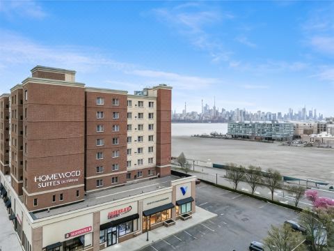 Homewood Suites by HIlton Edgewater - New York City Area