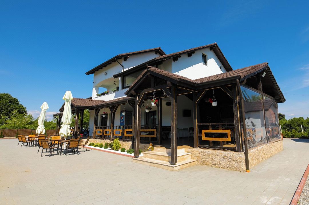 Popasul Montan - Piscina, Tenis & Vedere Munte