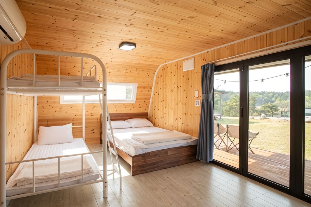 Yangyang Camp Animal Pension