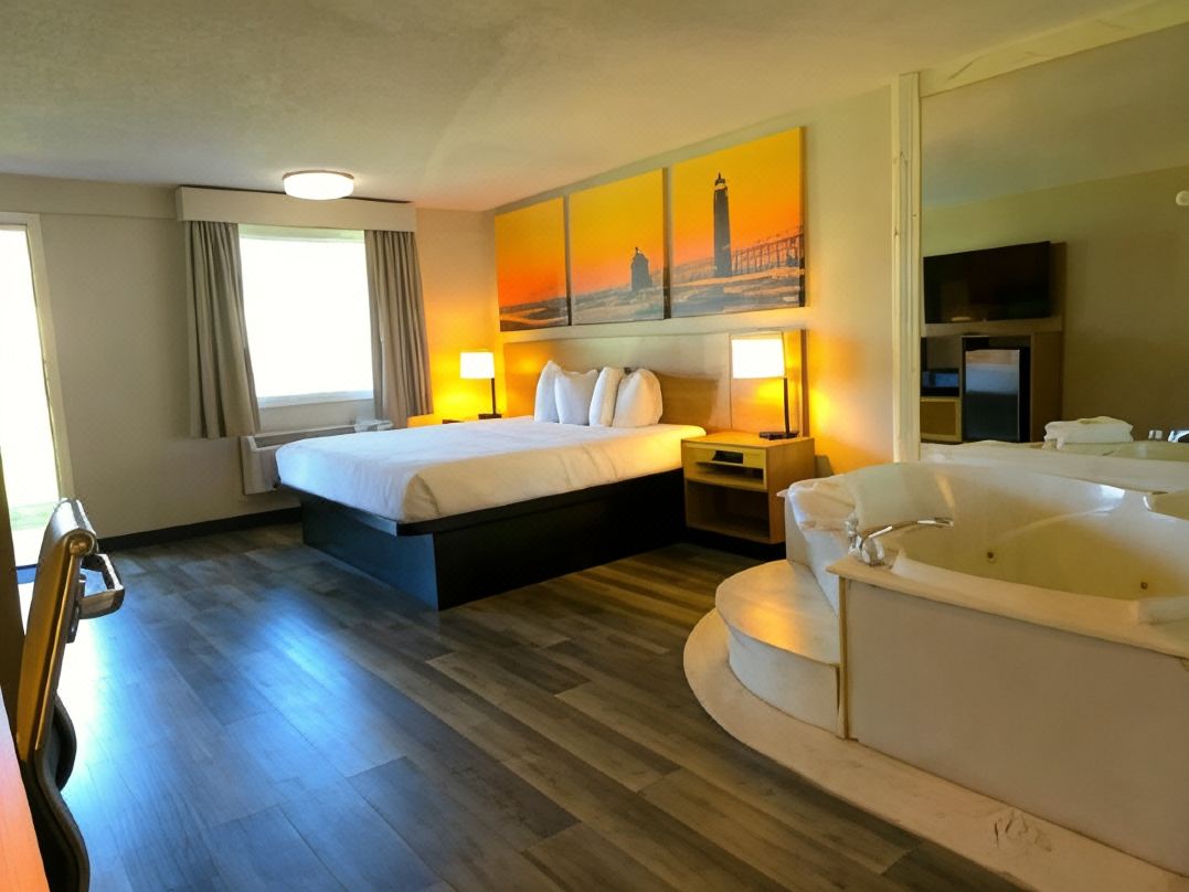 Days Inn & Suites by Wyndham Port Huron