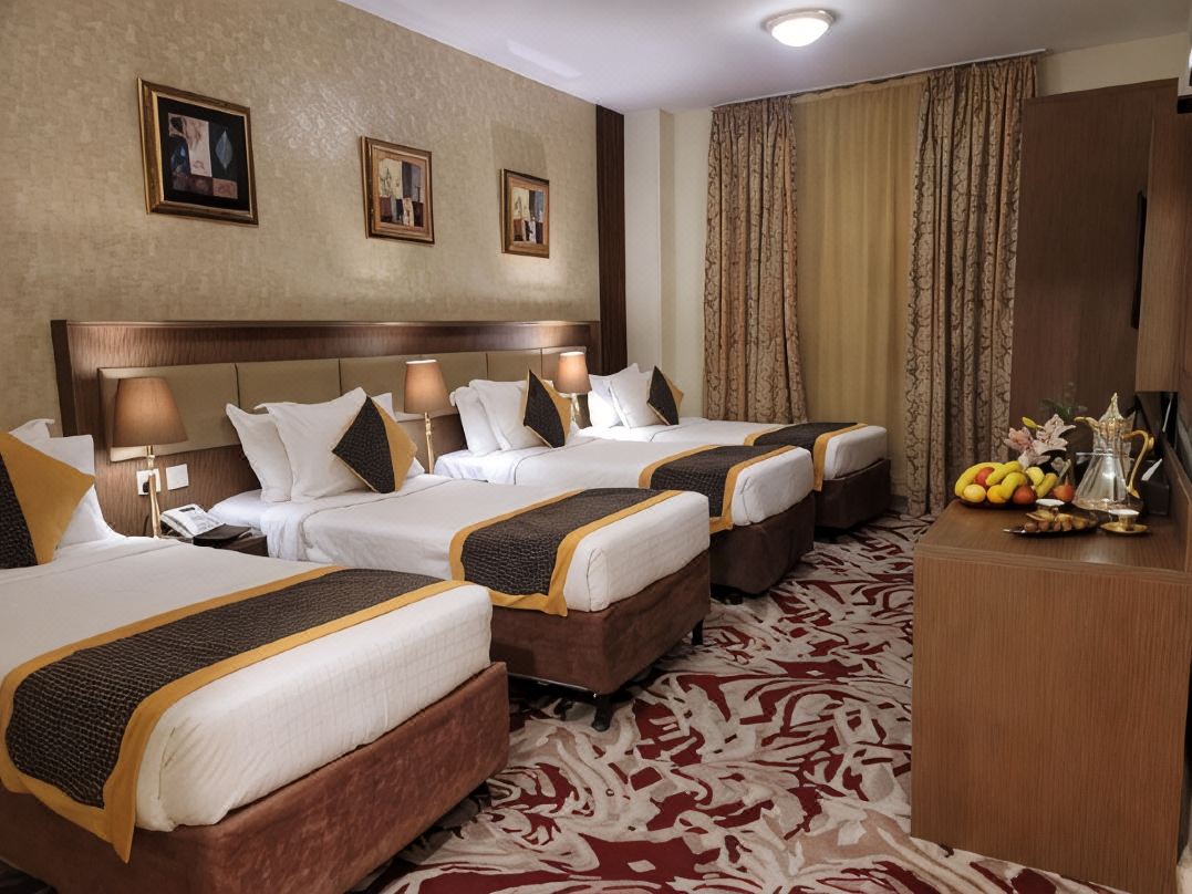 Al Ansar Palace Golden Tulip Hotel