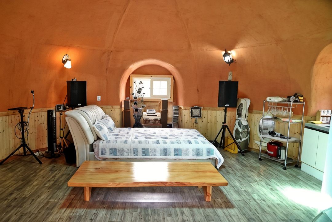 Seogwiopo Semi House Pension