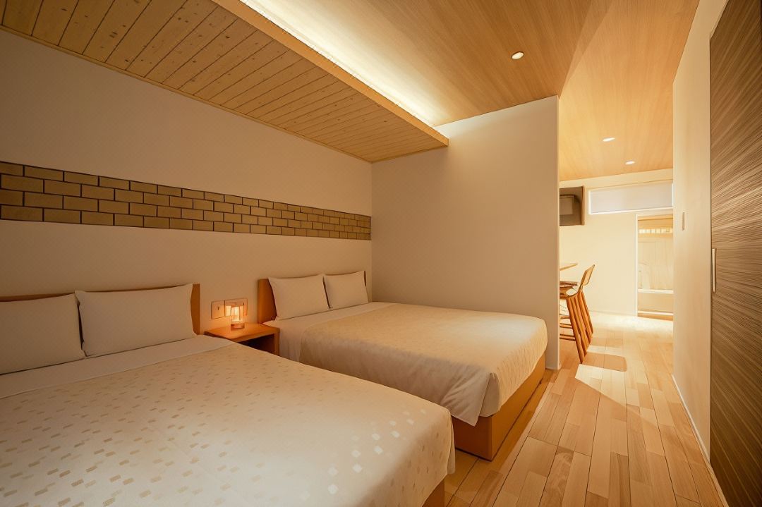 Hotel&CO