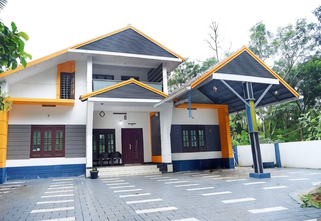 Loquat Inn