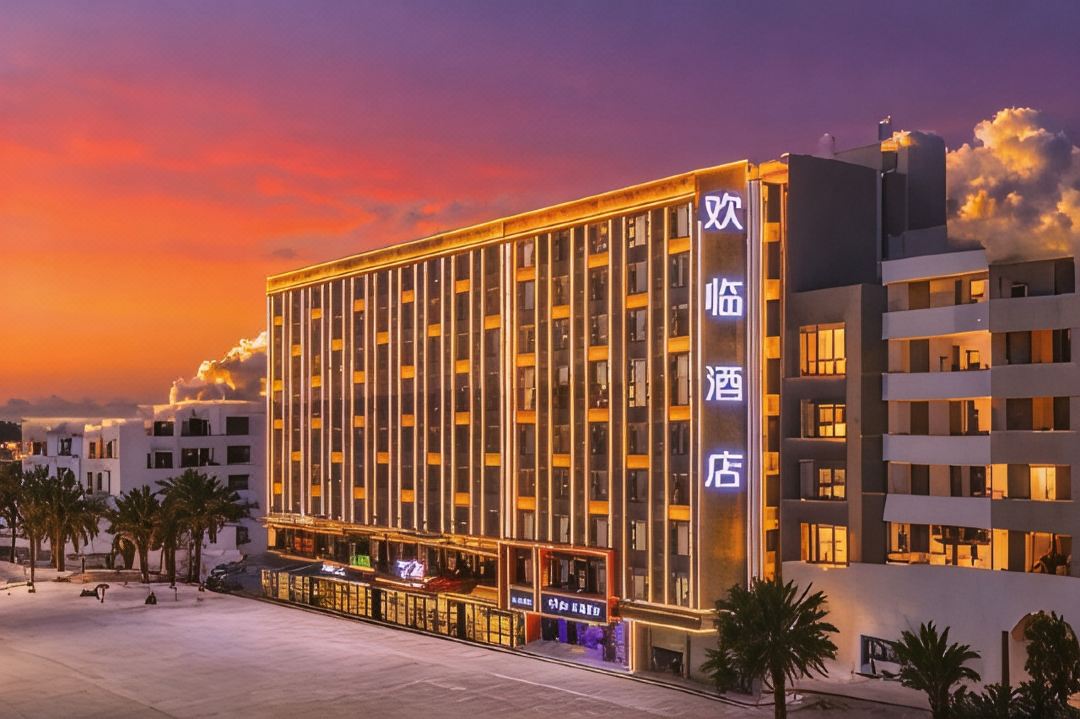V8 plus Huanlin Hotel (Wanning High-speed Railway Station Branch)