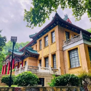 南京总统府+明孝陵+美龄宫梧桐道+中山陵景区+音乐台+夫子庙 南京总统府+明孝陵+美龄宫梧桐道+中山陵景区+音乐台+夫子庙