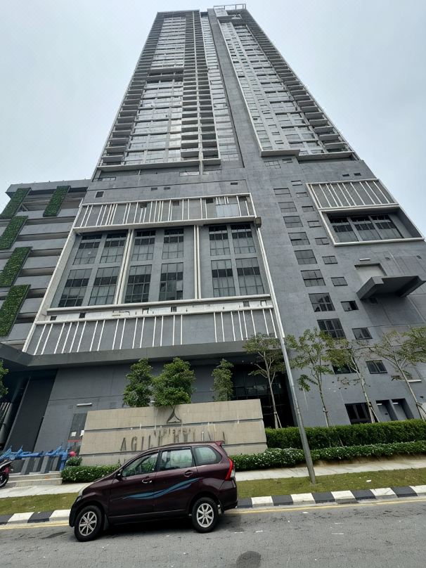 Agile Royal Suite TRX by KL
