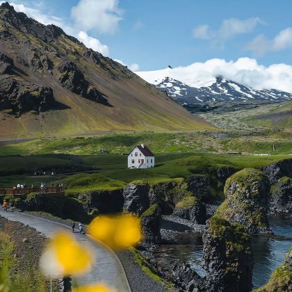 冰岛斯奈山半岛一日游 草帽山/红房子/白日梦想家/19人小团 冰岛斯奈山半岛一日游 草帽山/红房子/白日梦想家/19人小团