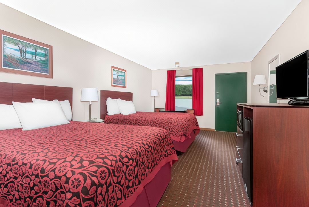 Days Inn by Wyndham Columbia NE Fort Jackson