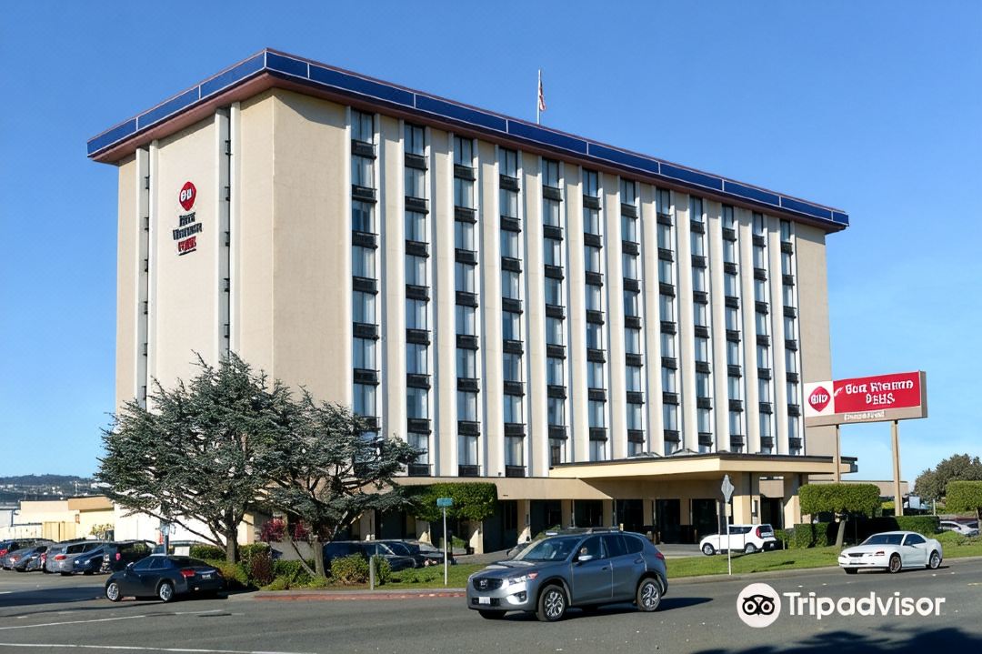 Best Western Plus Grosvenor Airport Hotel