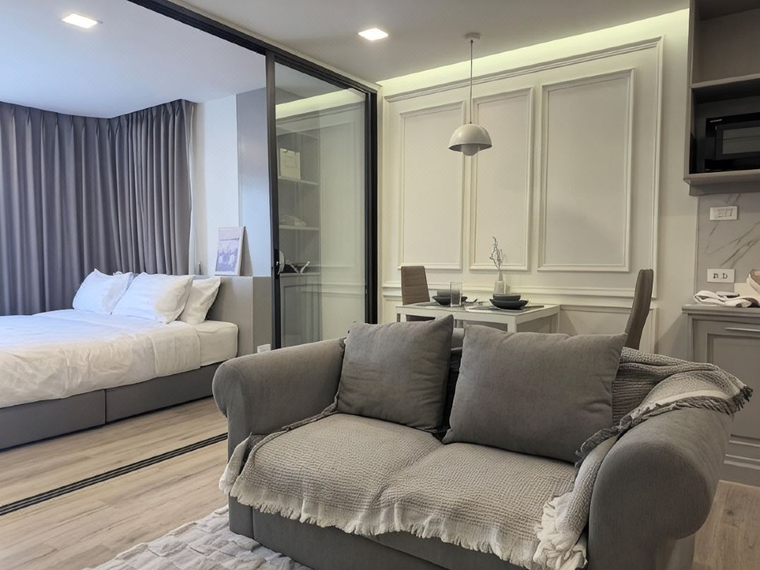 Warm and Classic Modern Room