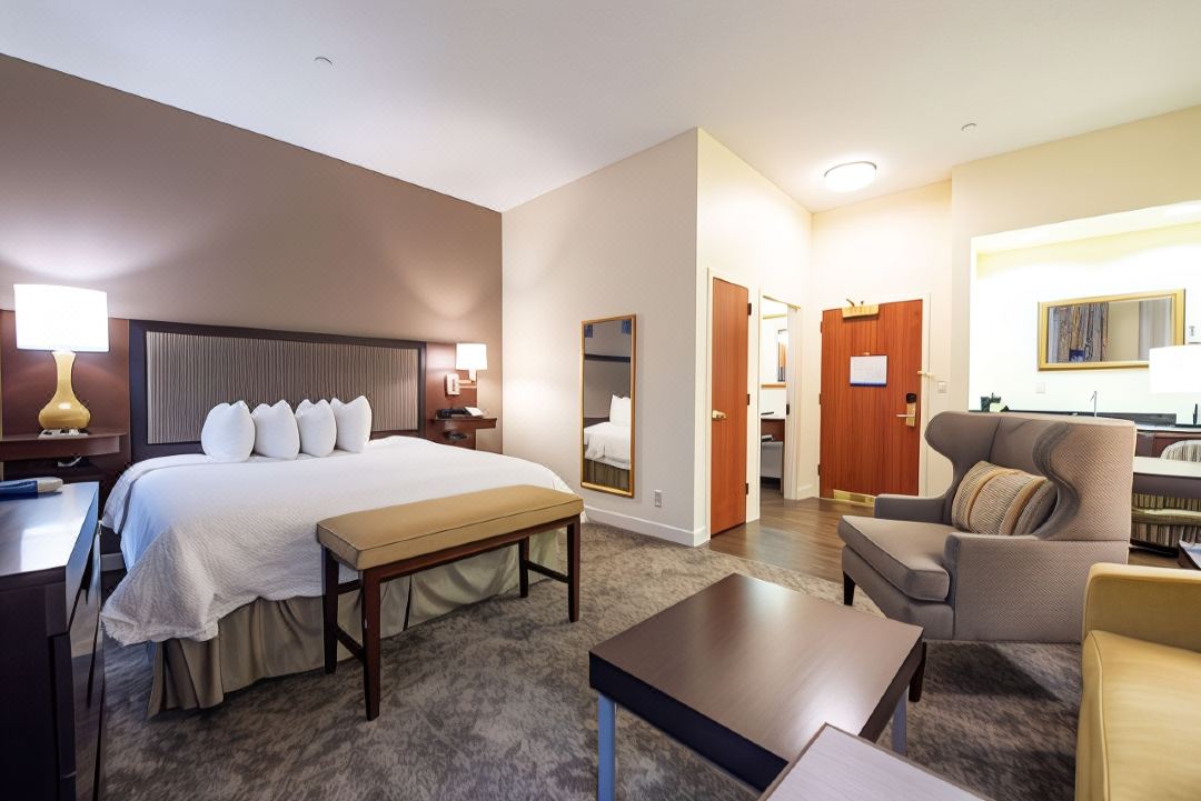 Hampton Inn & Suites Rockville Centre