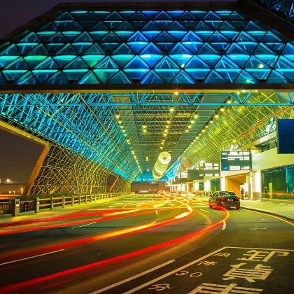 台湾台北西门町拼车桃园机场接送|免费行李寄存服务|保证出发 台湾台北西门町拼车桃园机场接送|免费行李寄存服务|保证出发